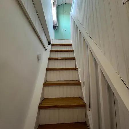 Semesterbostad Wunderschoenes Haus Mit Meerblick Isthmia