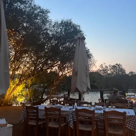 Wunderschoenes Haus Mit Meerblick Isthmia