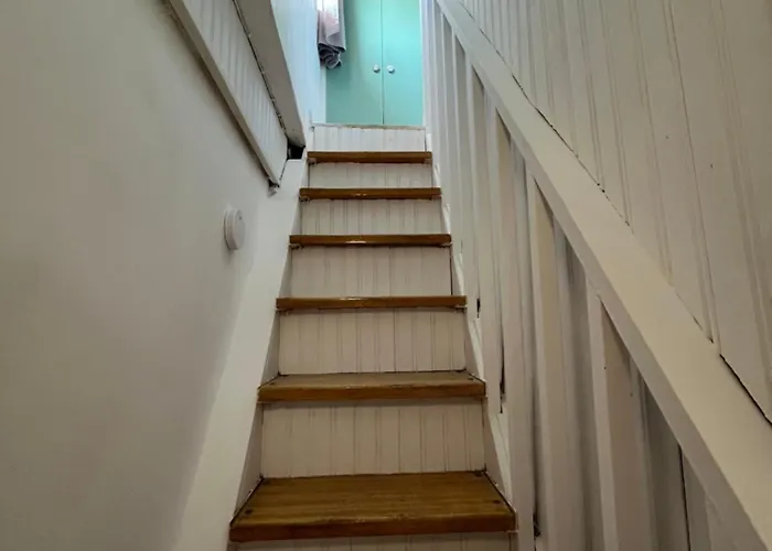 بيت للعطل Wunderschoenes Haus Mit Meerblick إسثْمِيا